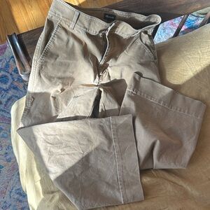 Madewell Women’s wide leg khakis